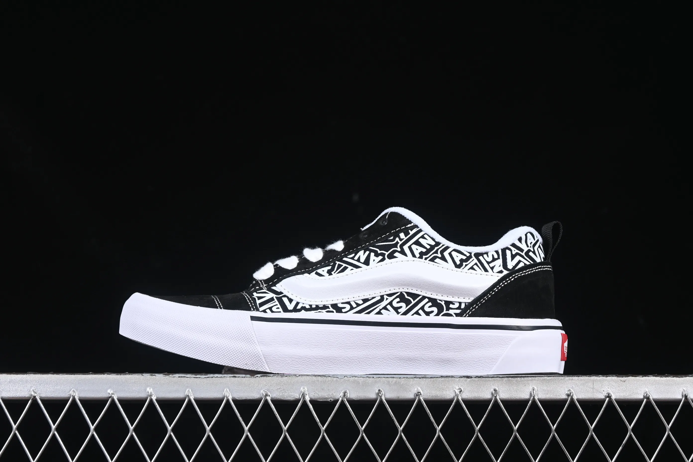 All categories Vans Vans series Vans Low Vans low-top Vans Knu Skool Vans low-top retro casual fat bread shoes VN000CS0239